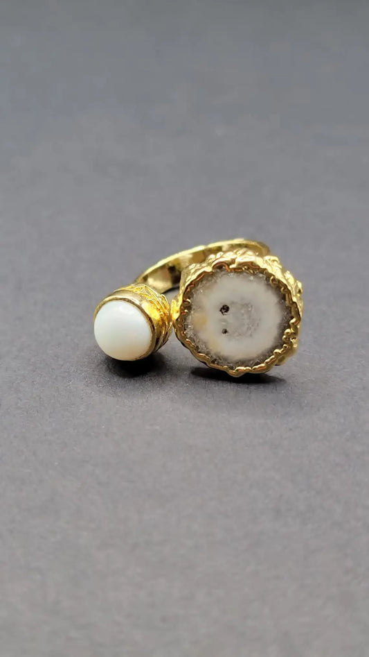 Agate Ring with real pearl